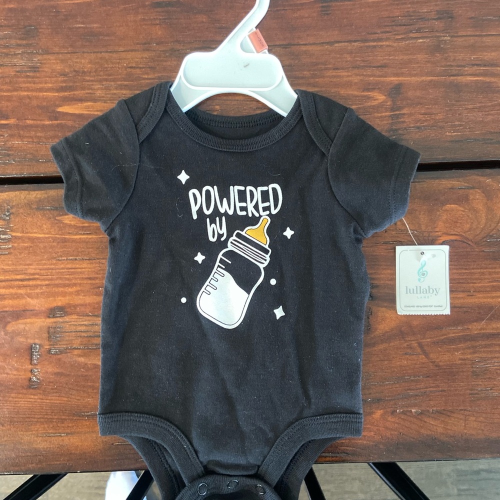 Powered by Milk Onesie 0/3 Months New